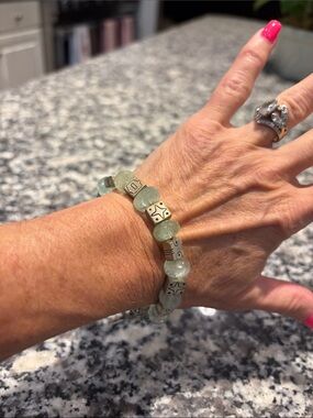 Lisa Jenks - 925 sterling and green gemstone bracelet 8”